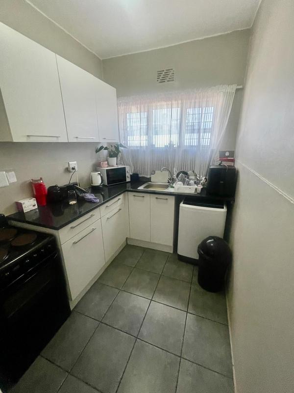 To Let 1 Bedroom Property for Rent in Kempenville Western Cape